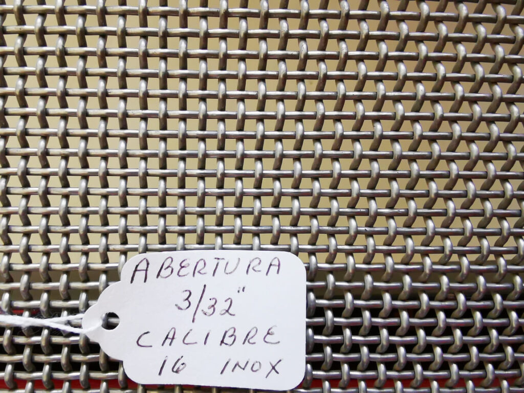 Malla de acero inoxidable abertura 3/32